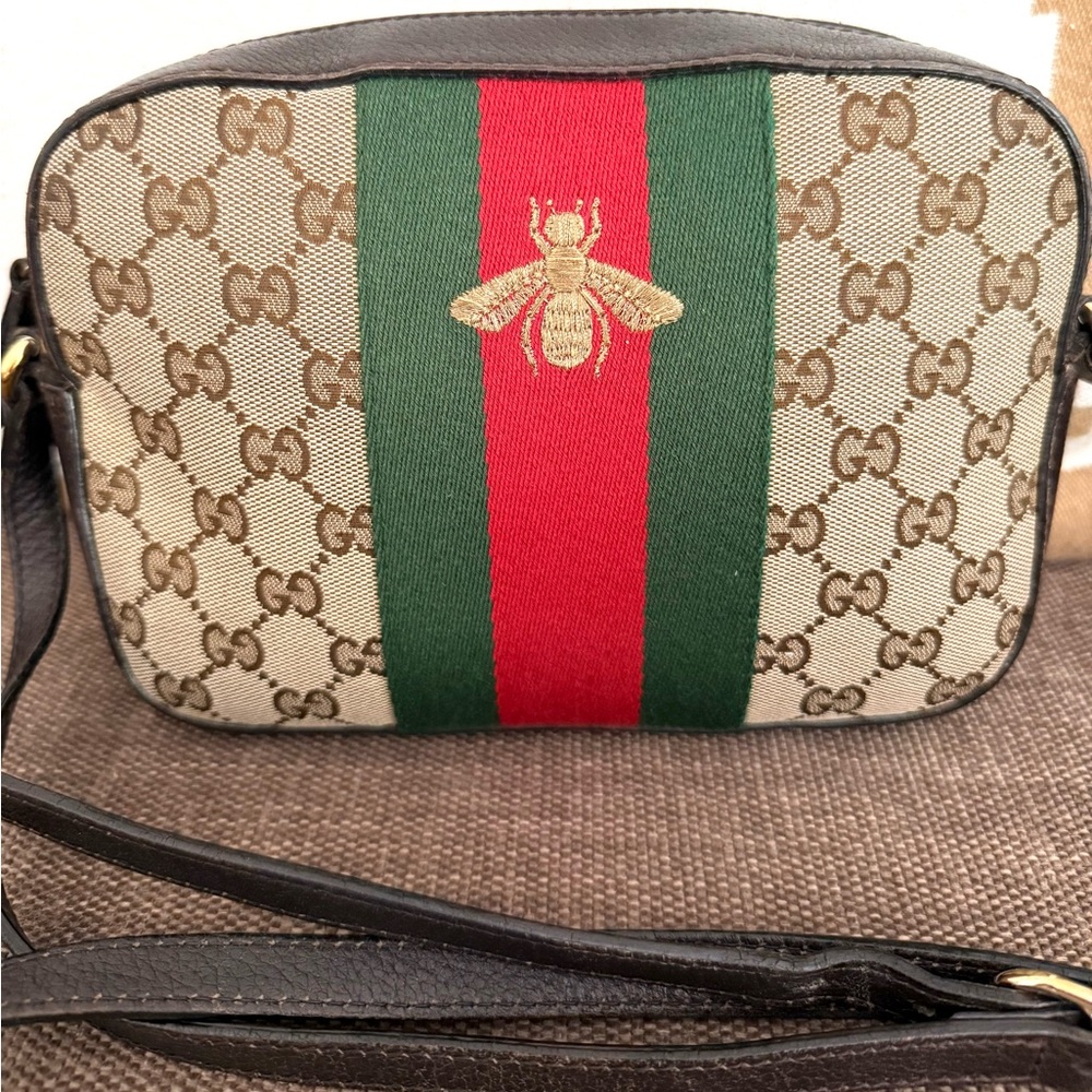 Authentic Gucci GG Supreme Monogram Web Webby Bee Shoulder Crossbody bag - Picture 6 of 16